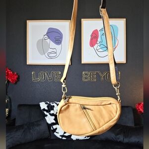 AmeriBag 8" Leather Baglett